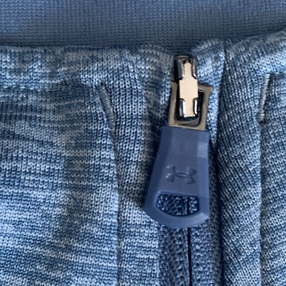 UA Tech ½ Zip Long Sleeve - Picture 5 of 10